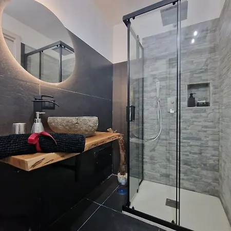 Tribunali Flat * Naples