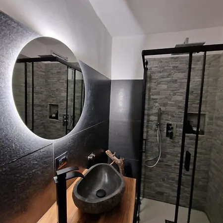 Tribunali Flat Διαμέρισμα