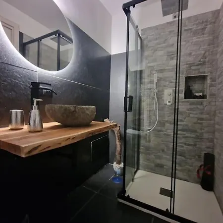 Daire Tribunali Flat *