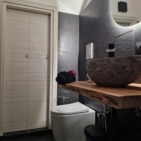 Daire Tribunali Flat Napoli